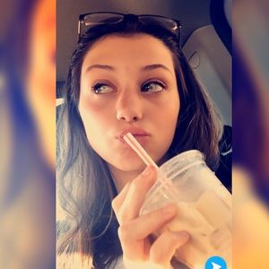 Meet your Posher, Jillian